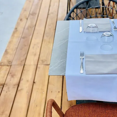 酒店 玛诺达酒店 西尔米奥奈