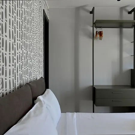 玛诺达酒店 西尔米奥奈